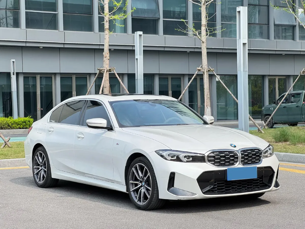 2023 BMW 3 Series 2.0T 184HP L4 8AT,autocango,china used car exporter,china ev exporter,chinese used car exporter,chinese used ev exporter