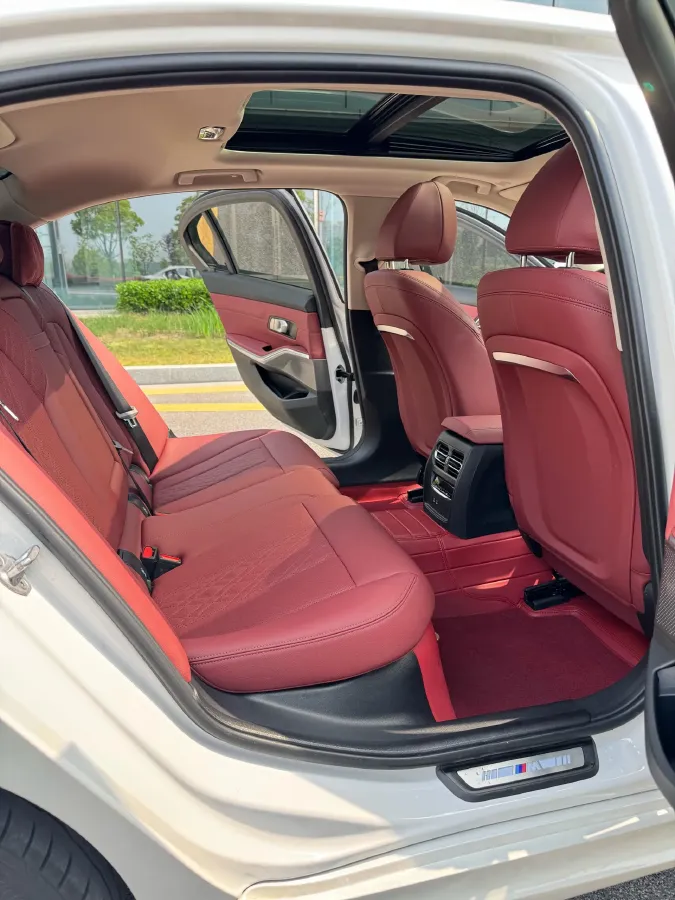 2023 BMW 3 Series 2.0T 184HP L4 8AT,autocango,china used car exporter,china ev exporter,chinese used car exporter,chinese used ev exporter