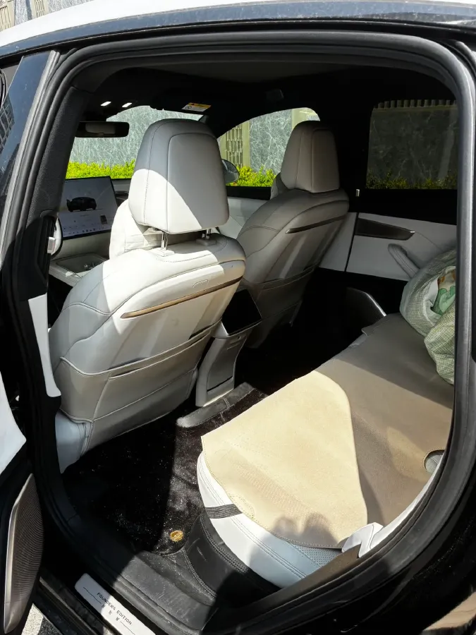 2024 ONVO L60 BEV 60KWH,autocango,china used car exporter,china ev exporter,chinese used car exporter,chinese used ev exporter