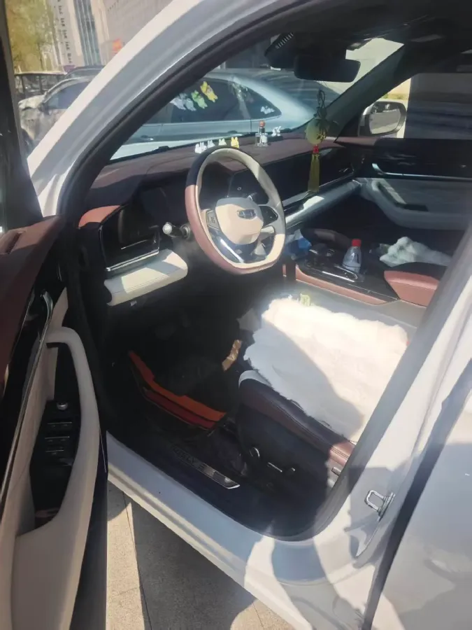 2021 Geely Monjaro 2.0T 218HP L4 7DCT,autocango,china used car exporter,china ev exporter,chinese used car exporter,chinese used ev exporter