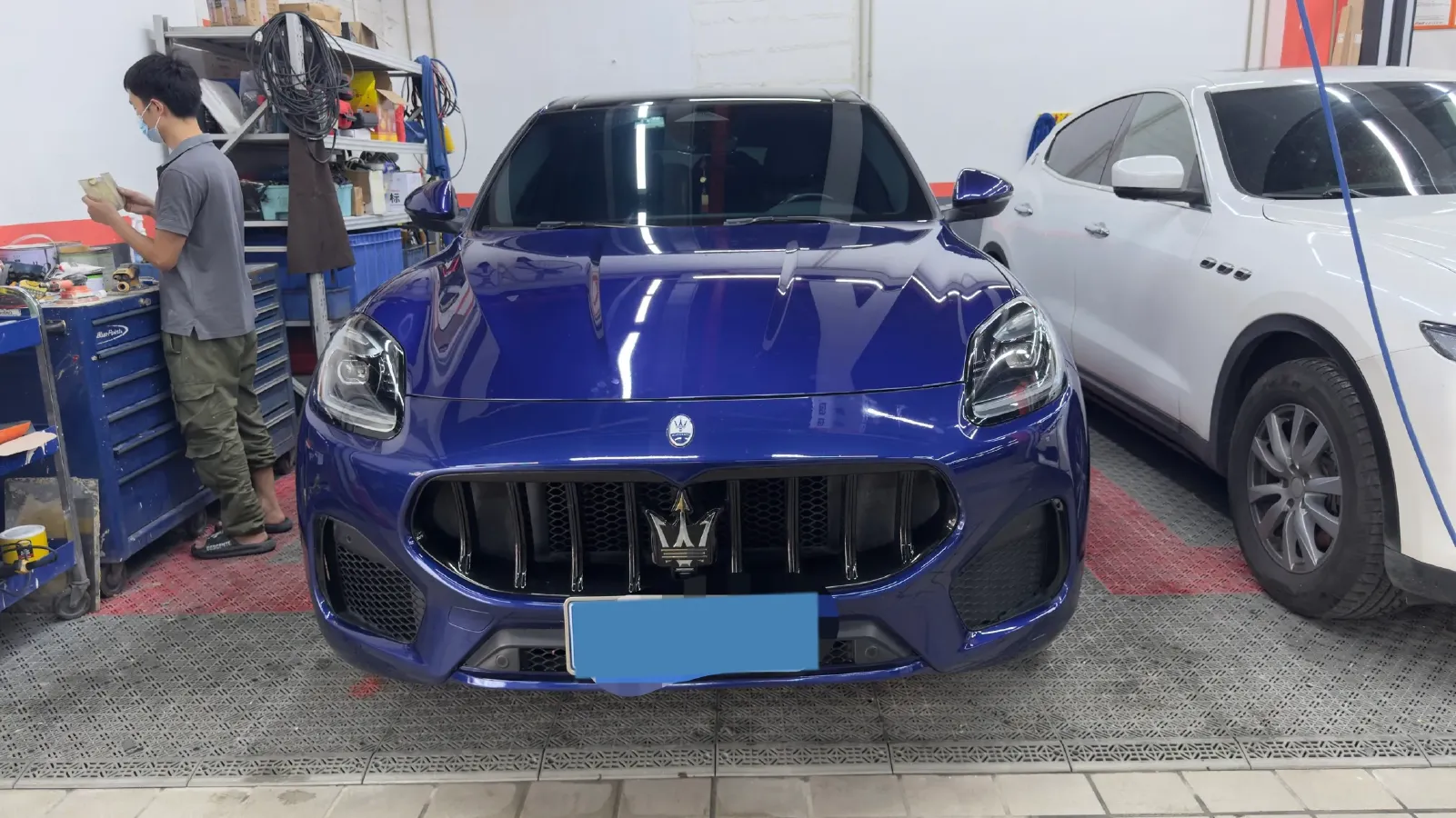 2022 Maserati Levante 2.0T 330HP L4 8AT,autocango,china used car exporter,china ev exporter,chinese used car exporter,chinese used ev exporter