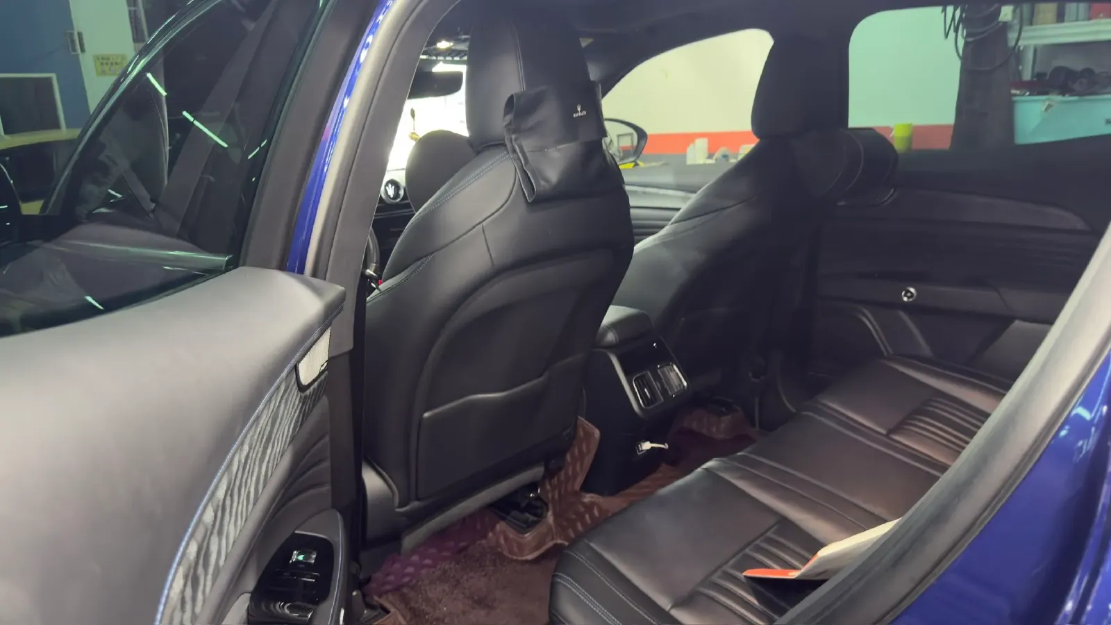 2022 Maserati Levante 2.0T 330HP L4 8AT,autocango,china used car exporter,china ev exporter,chinese used car exporter,chinese used ev exporter