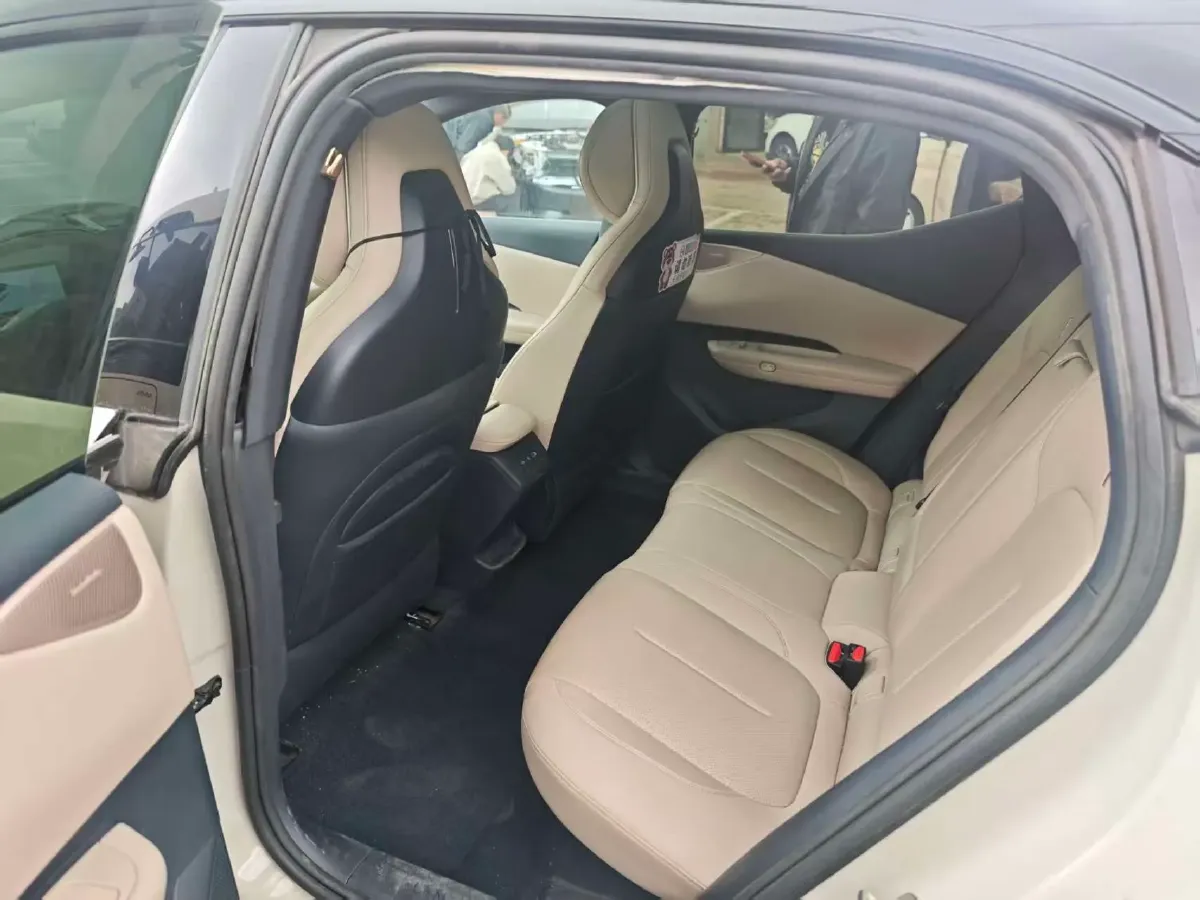 2025 Jetour Freeman 1.5T 184HP L4 7DCT,autocango,china used car exporter,china ev exporter,chinese used car exporter,chinese used ev exporter