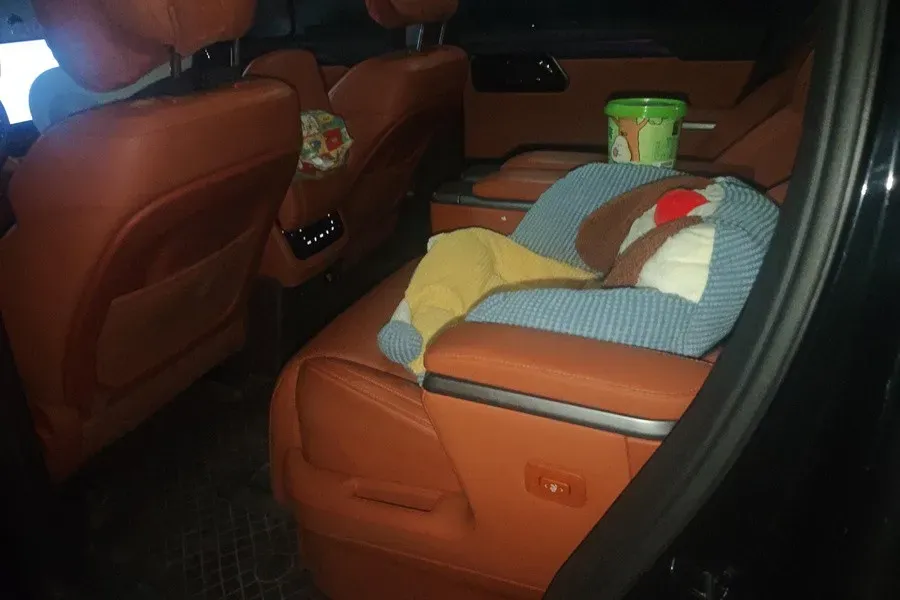 2023 ROXROX 01 1.5T 152HP L4 REEV 56.01KWH,autocango,china used car exporter,china ev exporter,chinese used car exporter,chinese used ev exporter