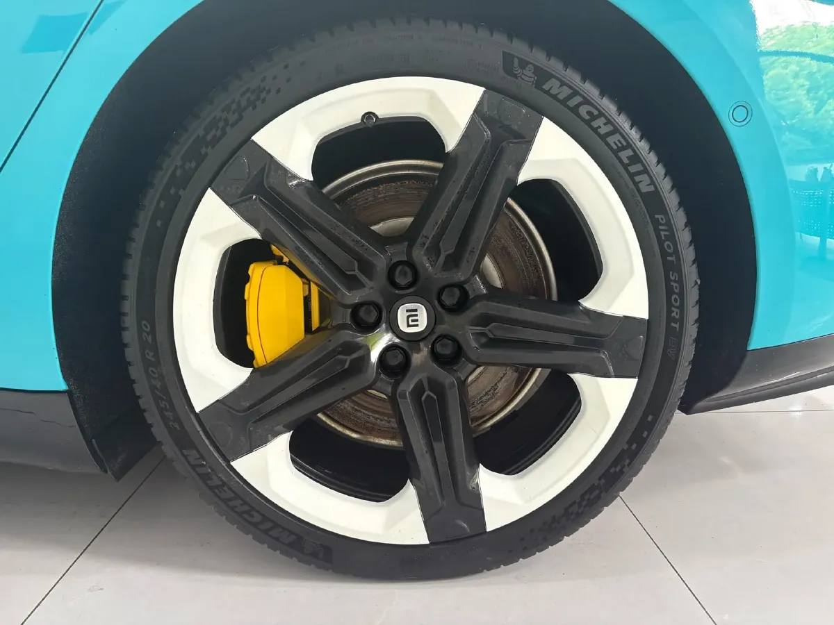 2024 MI SU7 BEV 73.6KWH,autocango,china used car exporter,china ev exporter,chinese used car exporter,chinese used ev exporter