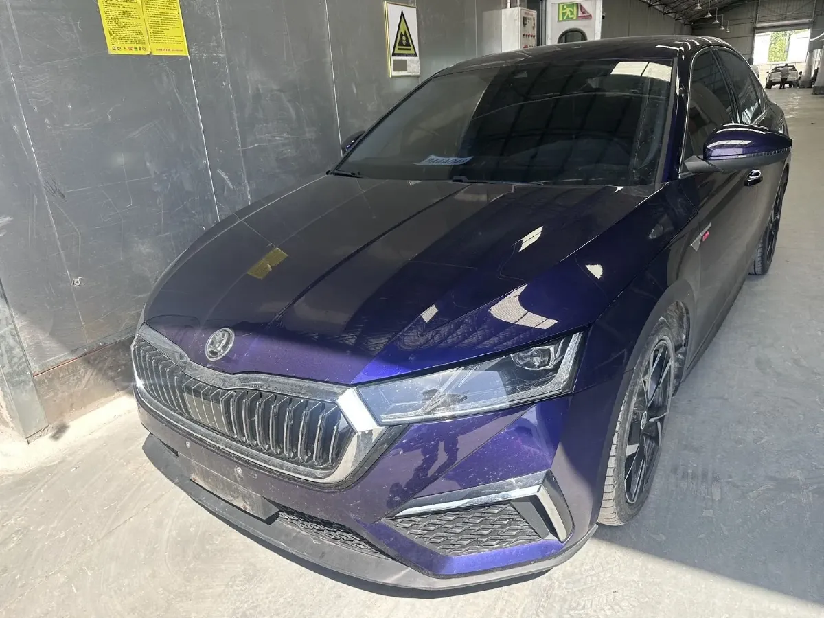2023 Skoda Octavia 1.4T 150HP L4 7DCT,autocango,china used car exporter,china ev exporter,chinese used car exporter,chinese used ev exporter