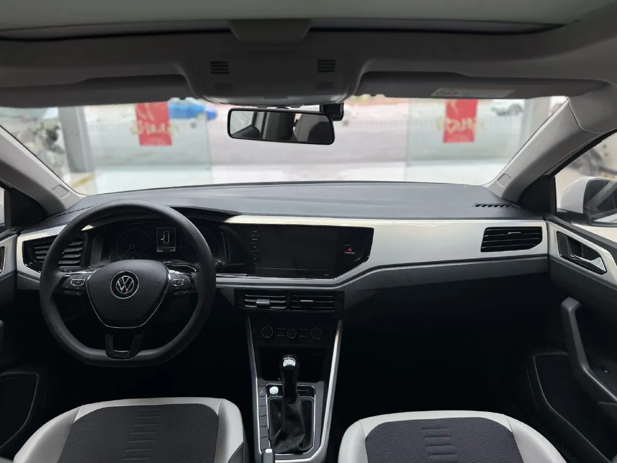 2023 Volkswagen Polo 1.5L 113HP L4 6AT,autocango,china used car exporter,china ev exporter,chinese used car exporter,chinese used ev exporter