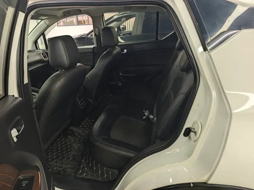 2019 GAC Trumpchi GS3 1.5T 163HP L3 7DCT,autocango,china used car exporter,china ev exporter,chinese used car exporter,chinese used ev exporter