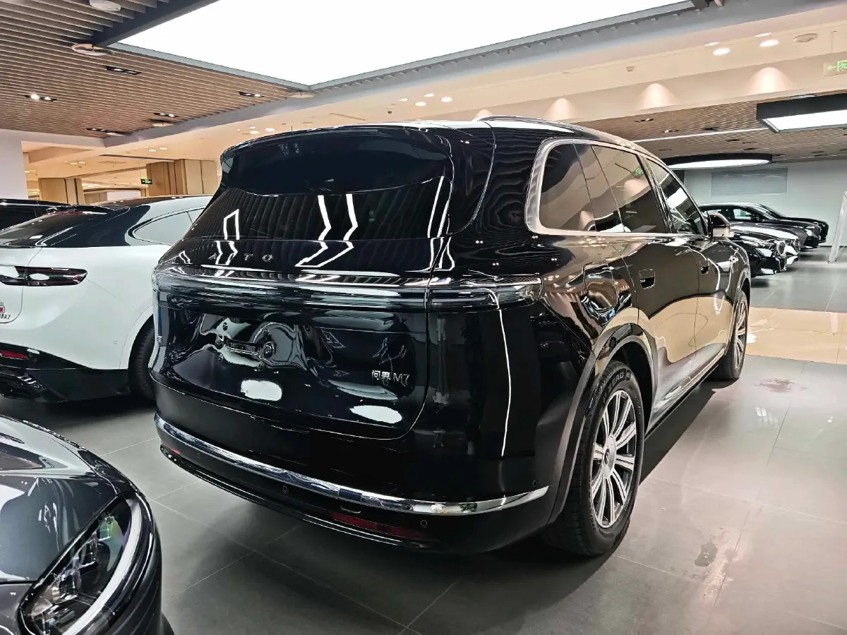 2026 AITO AITO M7 REEV 160HP REEV,autocango,china used car exporter,china ev exporter,chinese used car exporter,chinese used ev exporter