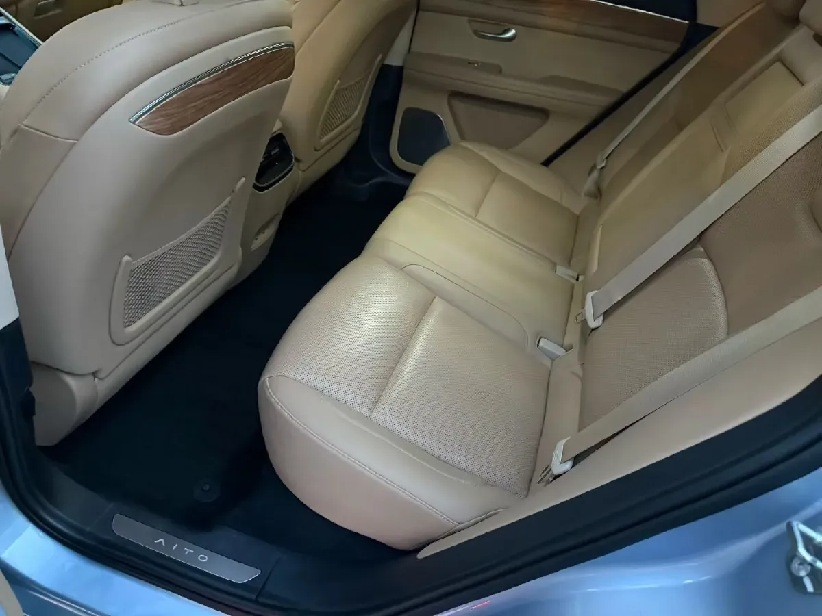 2022 Infiniti Q50L 2.0T 211HP L4 7AT,autocango,china used car exporter,china ev exporter,chinese used car exporter,chinese used ev exporter