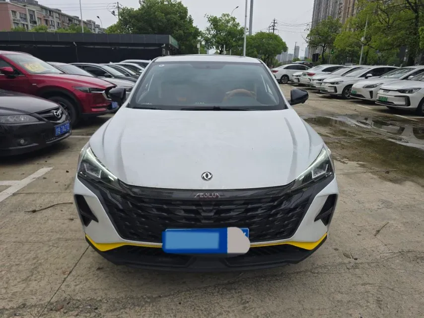 2023 DongFeng Aeolus YiXuan 1.5T 197HP L4 6DCT,autocango,china used car exporter,china ev exporter,chinese used car exporter,chinese used ev exporter
