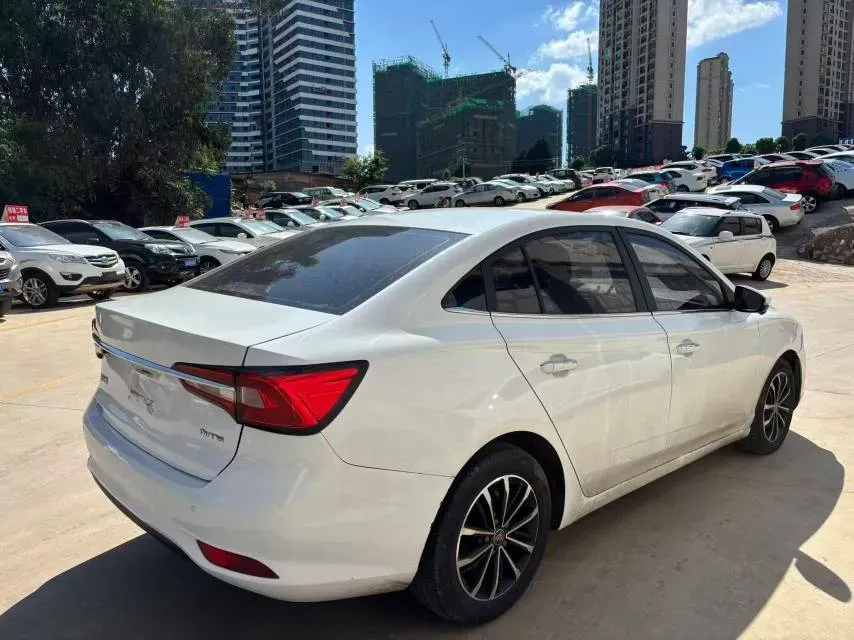 2020 Roewe i5 1.5L 120HP L4 CVT,autocango,china used car exporter,china ev exporter,chinese used car exporter,chinese used ev exporter