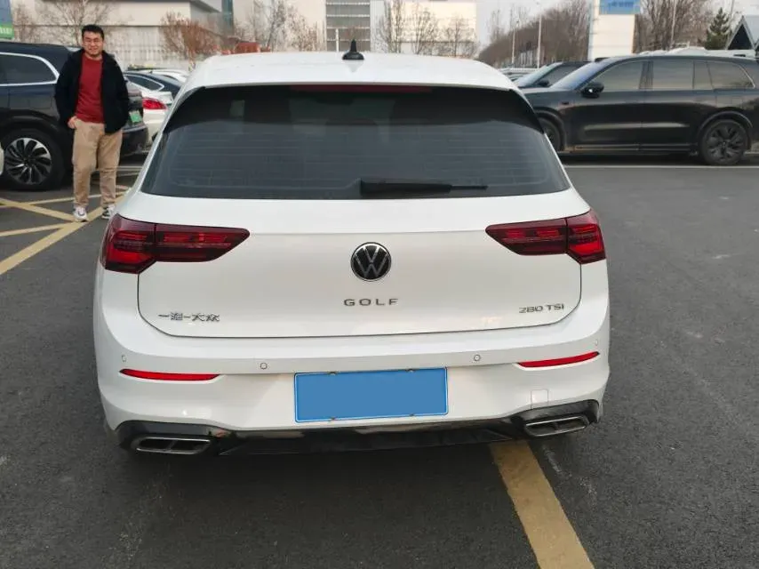 2023 Volkswagen Golf 1.4T 150HP L4 7DCT,autocango,china used car exporter,china ev exporter,chinese used car exporter,chinese used ev exporter