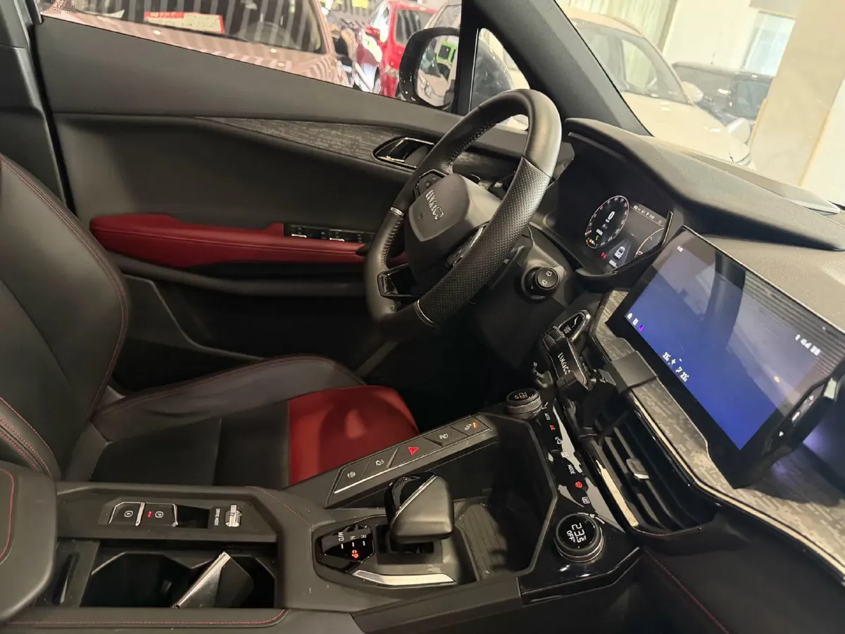 2020 LYNK&CO 06 1.5T 177HP L3 7DCT,autocango,china used car exporter,china ev exporter,chinese used car exporter,chinese used ev exporter