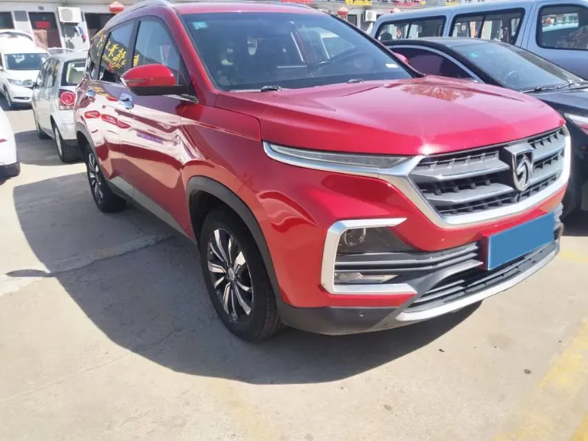 2018 BaoJun 530 1.5T 150HP L4 6MT,autocango,china used car exporter,china ev exporter,chinese used car exporter,chinese used ev exporter