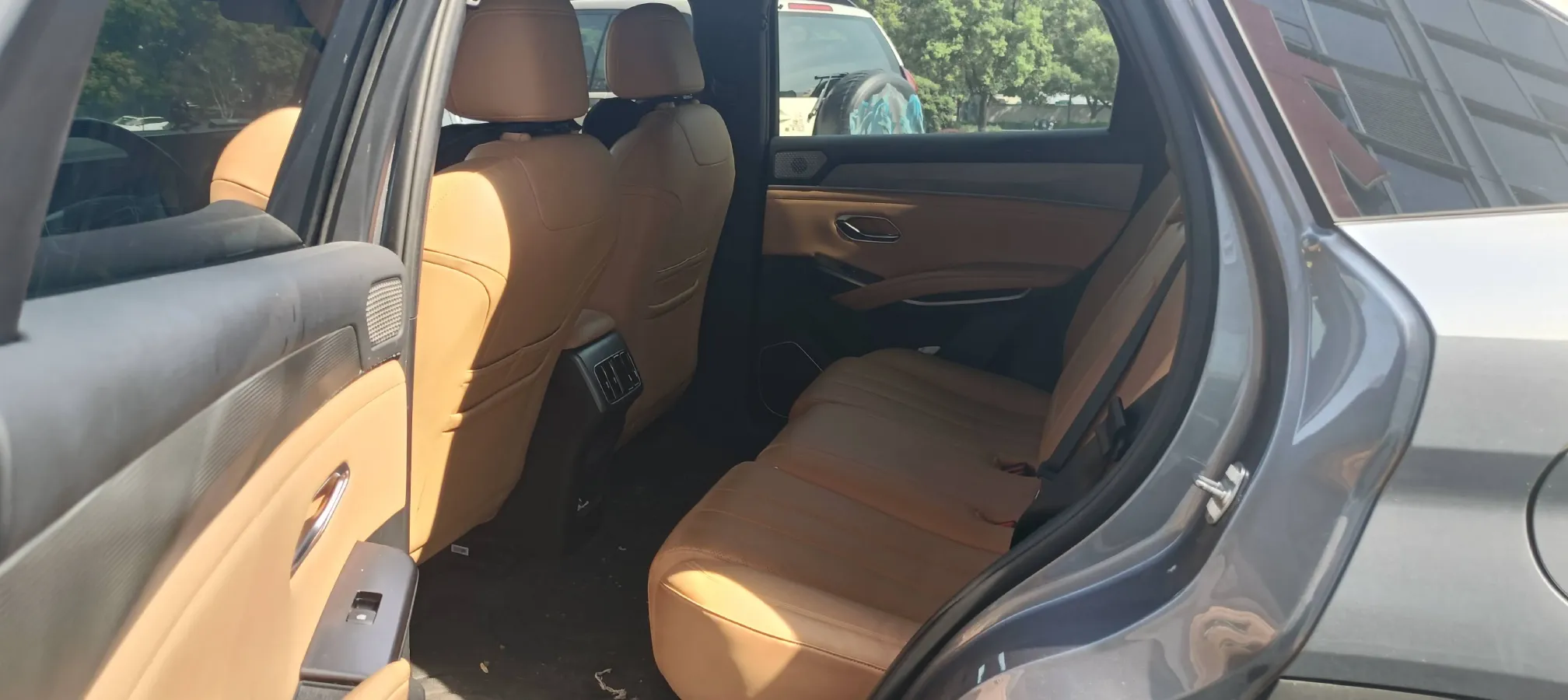 2024 BYD SongL DM-i 1.5L 101HP L4 E-CVT PHEV 18.3KWH,autocango,china used car exporter,china ev exporter,chinese used car exporter,chinese used ev exporter