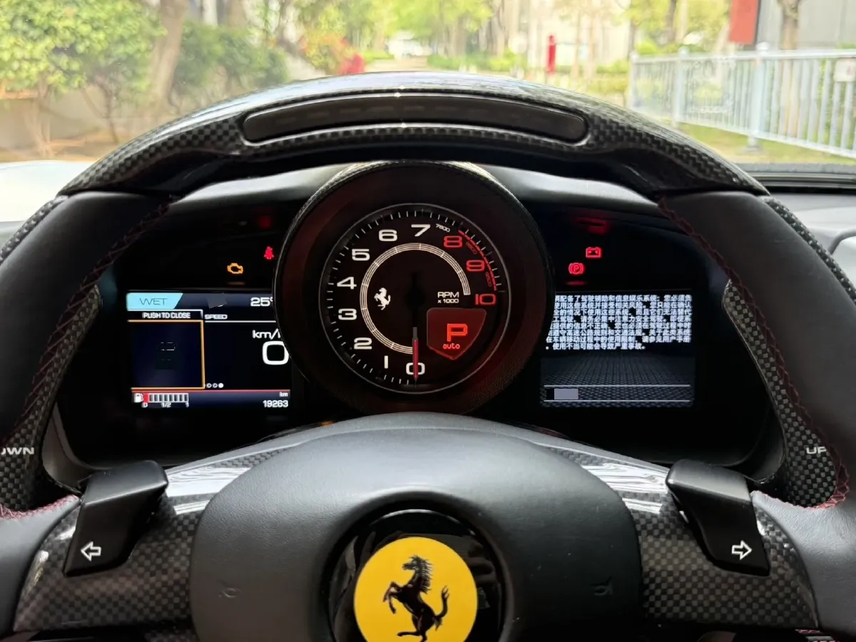 2019 Aston Martin DB11 5.2T 639HP V12 8AT,autocango,china used car exporter,china ev exporter,chinese used car exporter,chinese used ev exporter