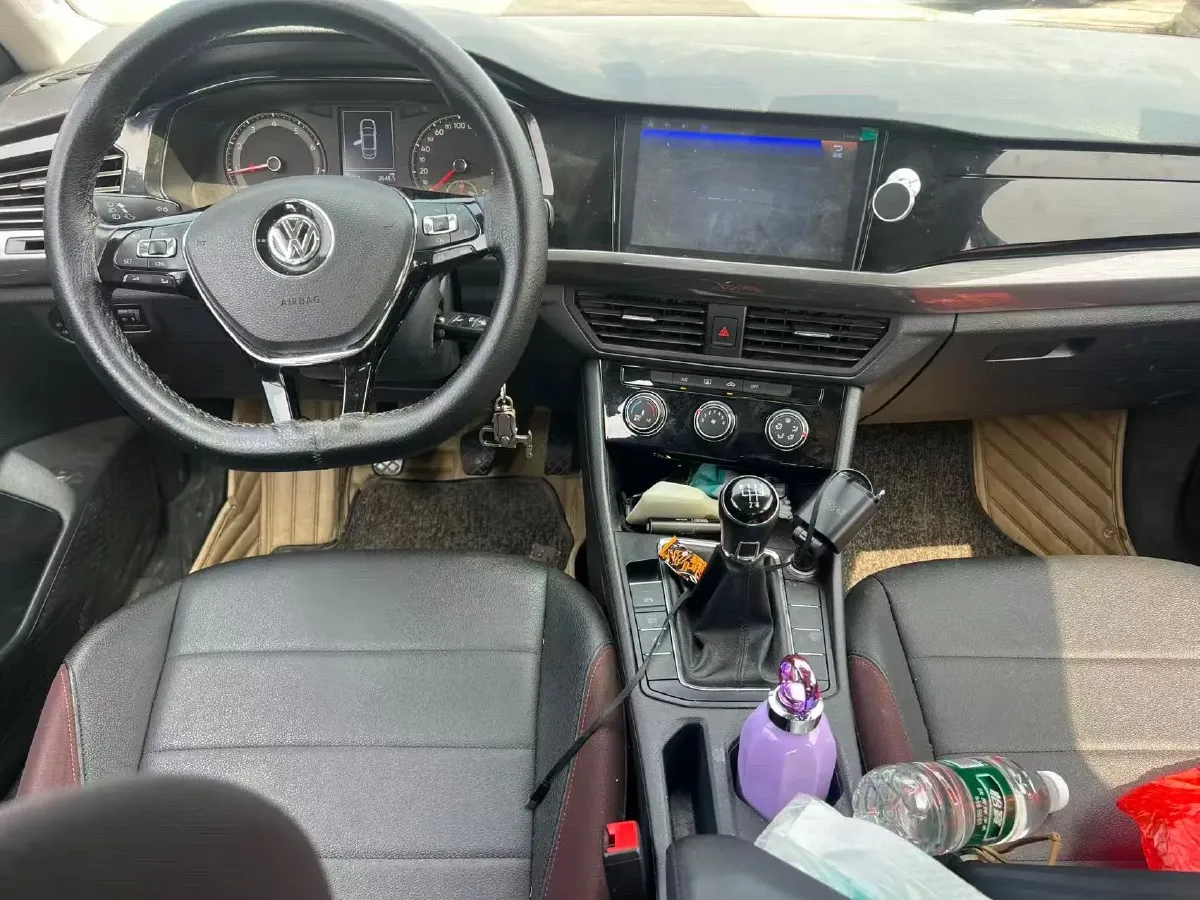 2019 MAXUS XinTu V80 2.5T 136HP L4 6MT,autocango,china used car exporter,china ev exporter,chinese used car exporter,chinese used ev exporter