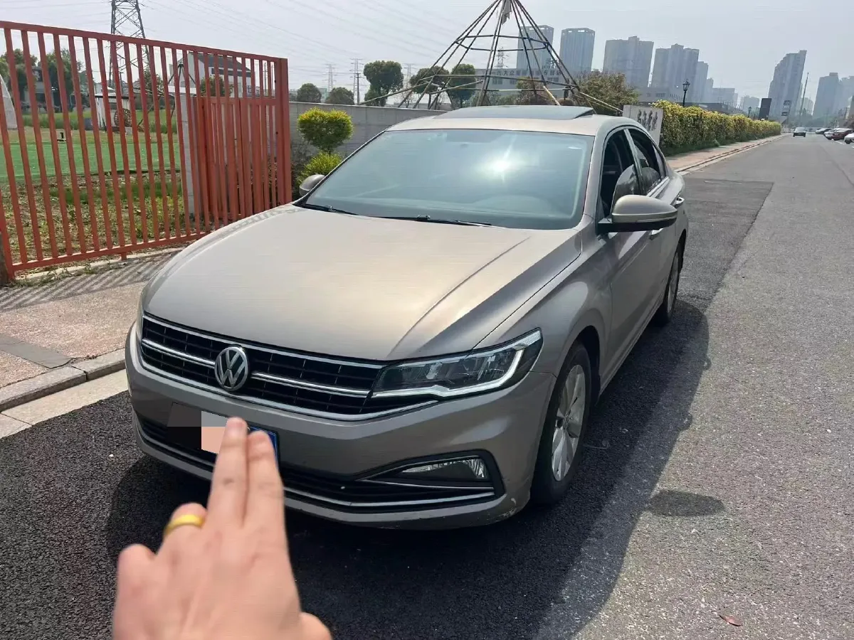 2019 MAXUS XinTu V80 2.5T 136HP L4 6MT,autocango,china used car exporter,china ev exporter,chinese used car exporter,chinese used ev exporter