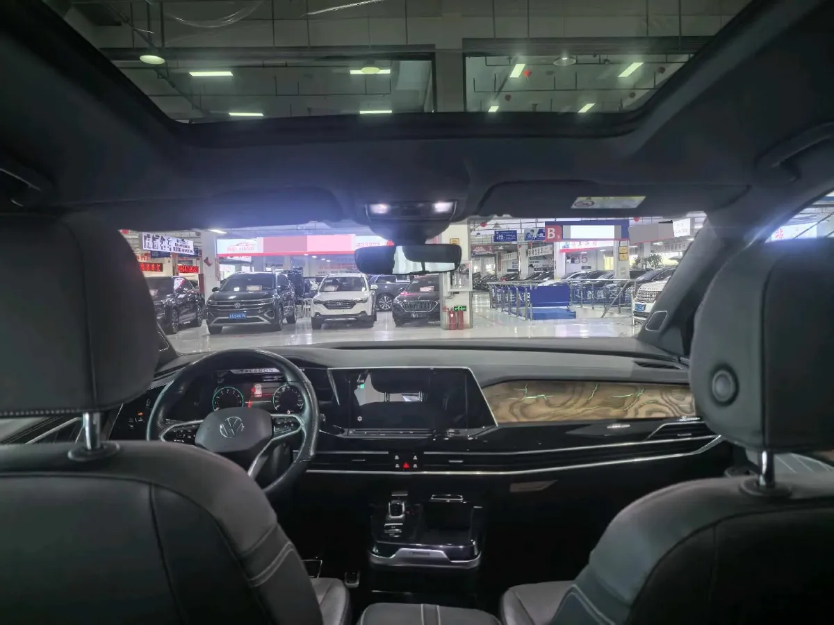 2023 Volkswagen Talagon 2.0T 220HP L4 7DCT,autocango,china used car exporter,china ev exporter,chinese used car exporter,chinese used ev exporter