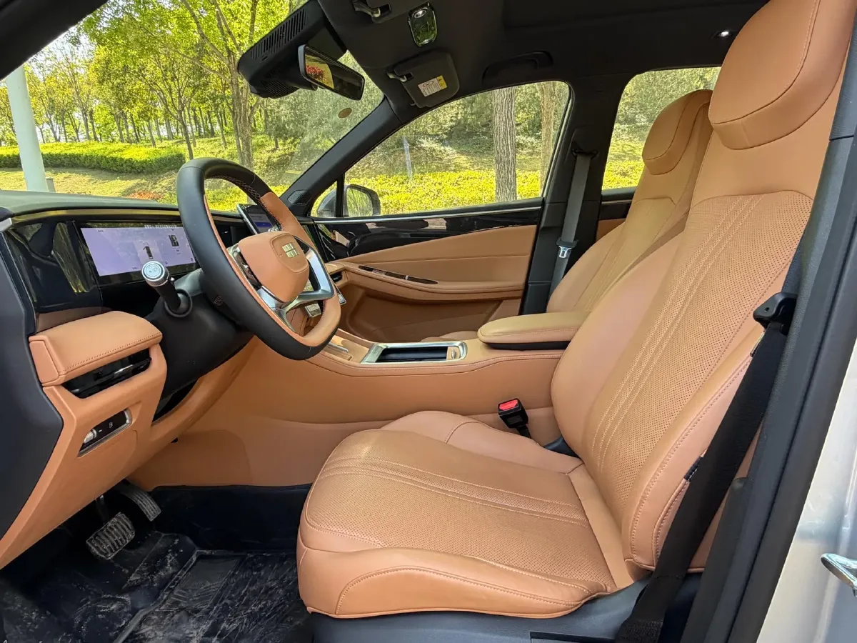 2025 Geely Galaxy L7 1.5L 112HP L4 1DHT PHEV 18.4KWH,autocango,china used car exporter,china ev exporter,chinese used car exporter,chinese used ev exporter