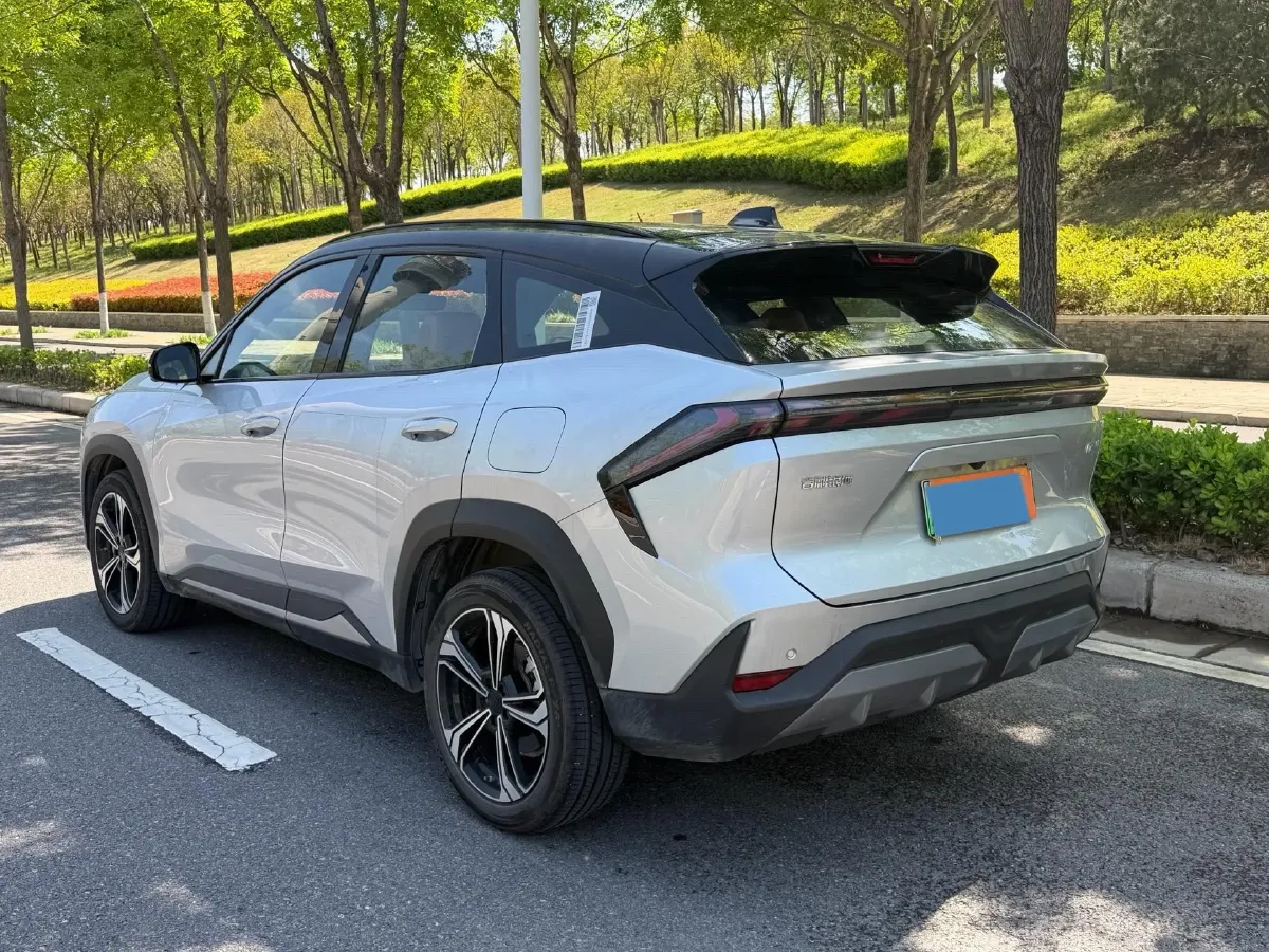 2025 Geely Galaxy L7 1.5L 112HP L4 1DHT PHEV 18.4KWH,autocango,china used car exporter,china ev exporter,chinese used car exporter,chinese used ev exporter