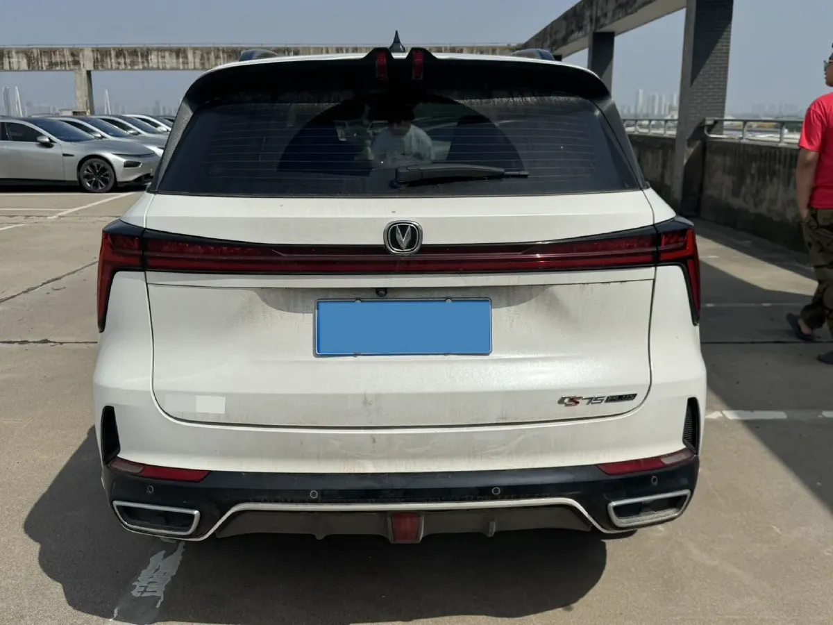 2023 ChangAn CS75 Plus 1.5T 188HP L4 8AT,autocango,china used car exporter,china ev exporter,chinese used car exporter,chinese used ev exporter