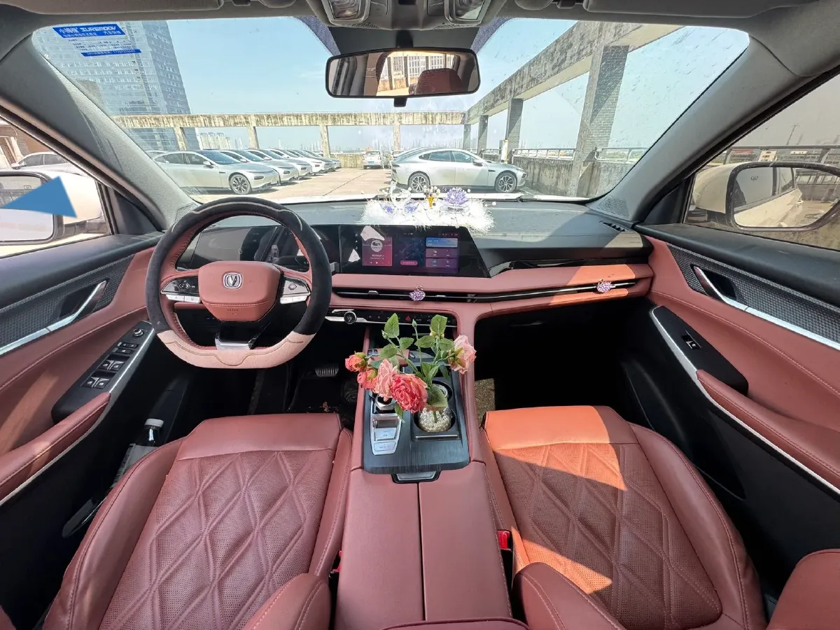 2023 ChangAn CS75 Plus 1.5T 188HP L4 8AT,autocango,china used car exporter,china ev exporter,chinese used car exporter,chinese used ev exporter