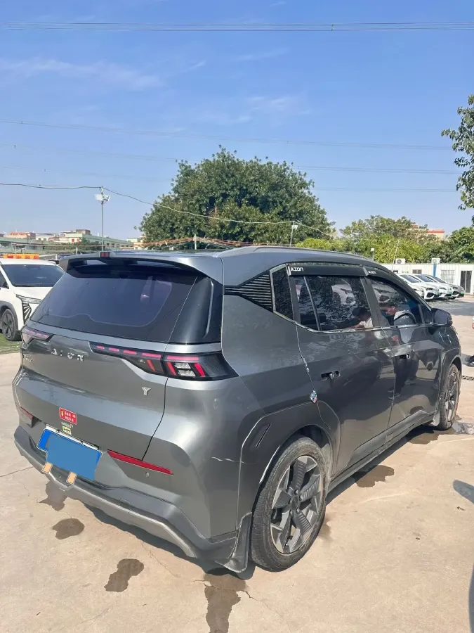 2022 Geely Okavango 1.8T 184HP L4 7DCT,autocango,china used car exporter,china ev exporter,chinese used car exporter,chinese used ev exporter