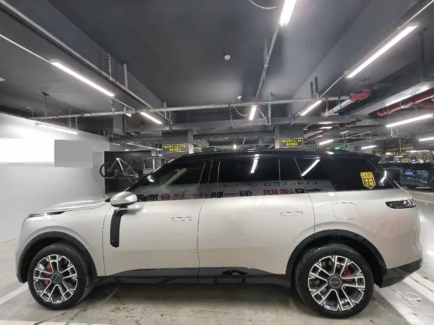 2025 LYNK&CO 900 2.0T 254HP L4 3DHT PHEV,autocango,china used car exporter,china ev exporter,chinese used car exporter,chinese used ev exporter