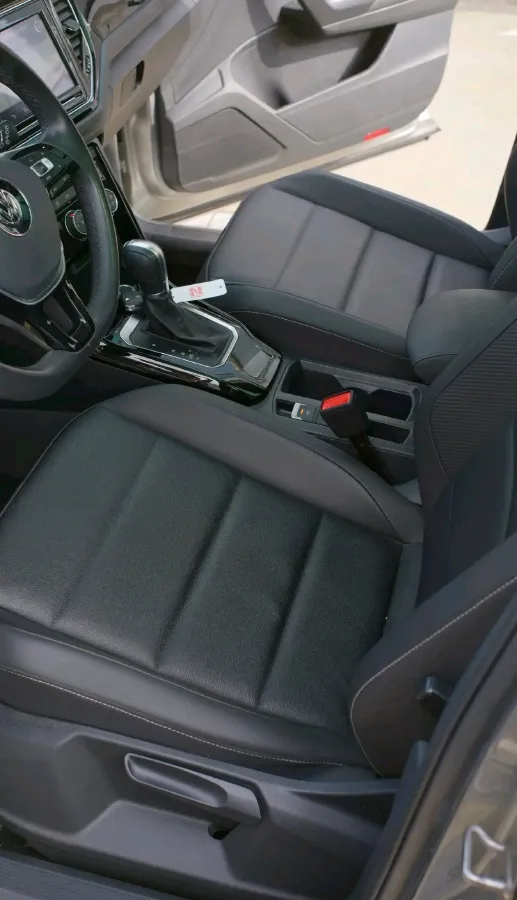 2020 Volkswagen T-Roc 1.4T 150HP L4 7DCT,autocango,china used car exporter,china ev exporter,chinese used car exporter,chinese used ev exporter