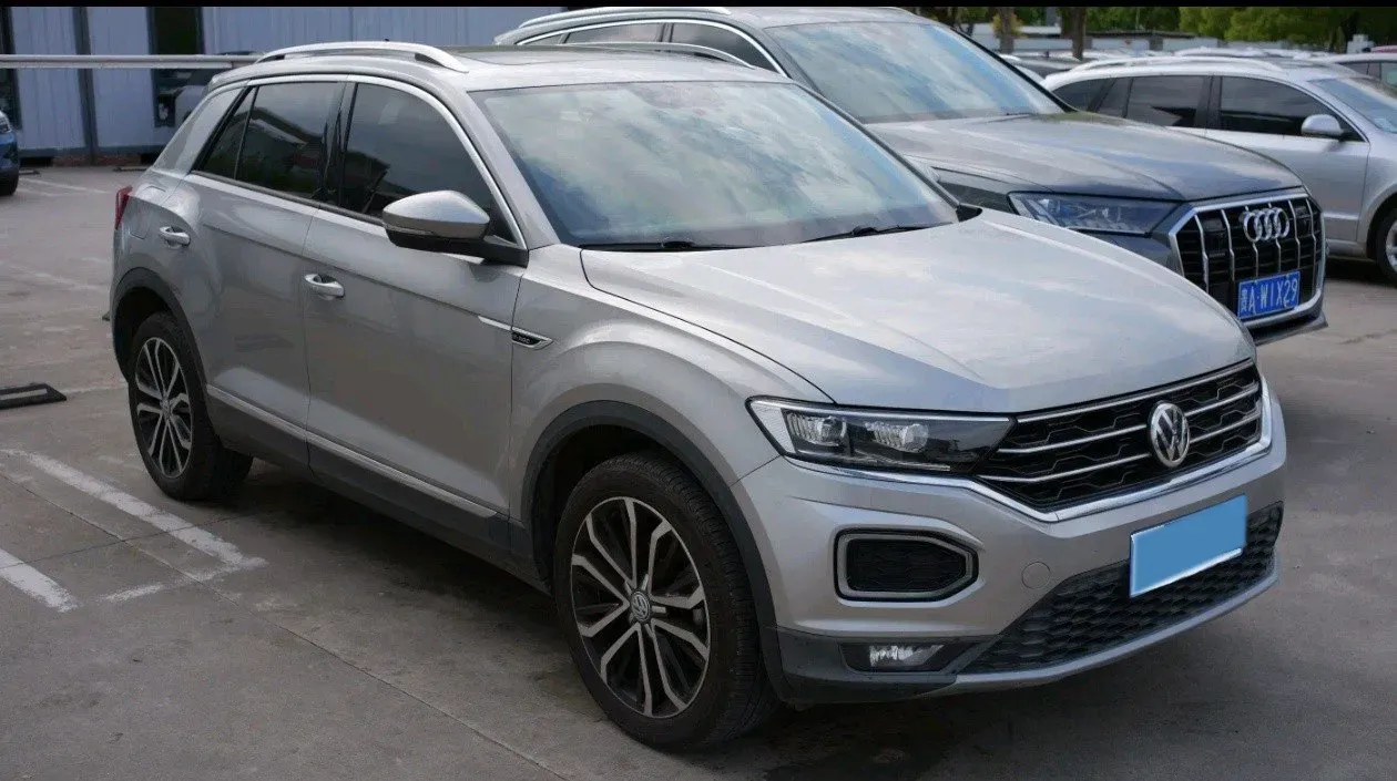 2020 Volkswagen T-Roc 1.4T 150HP L4 7DCT,autocango,china used car exporter,china ev exporter,chinese used car exporter,chinese used ev exporter