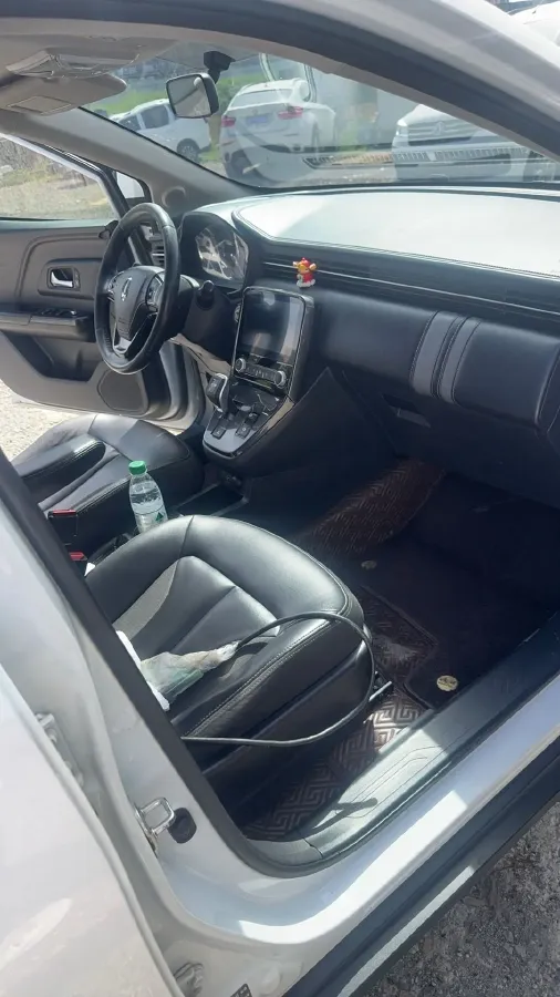 2018 HaiMa Family F5 1.6L 125HP L4 6AT,autocango,china used car exporter,china ev exporter,chinese used car exporter,chinese used ev exporter