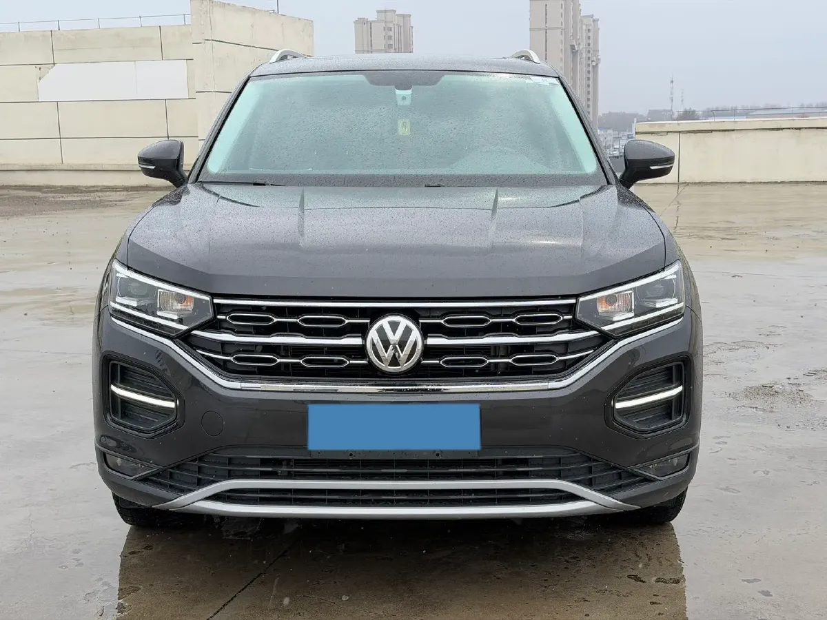 2019 Jeep Cherokee 2.0T 234HP L4 9AT,autocango,china used car exporter,china ev exporter,chinese used car exporter,chinese used ev exporter