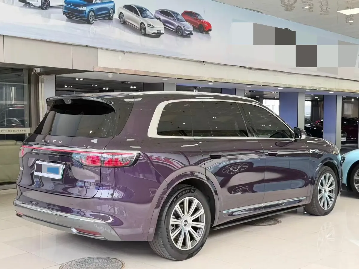 2025 AITO AITO M8 REEV 160HP REEV 53.4KWH,autocango,china used car exporter,china ev exporter,chinese used car exporter,chinese used ev exporter