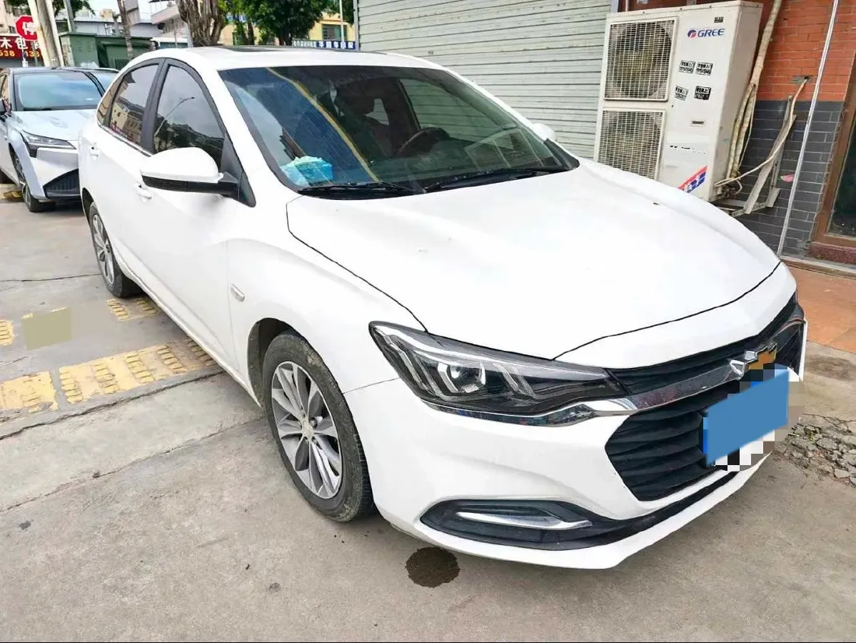 2021 Chevrolet Monza 1.5L 113HP L4 6AT,autocango,china used car exporter,china ev exporter,chinese used car exporter,chinese used ev exporter