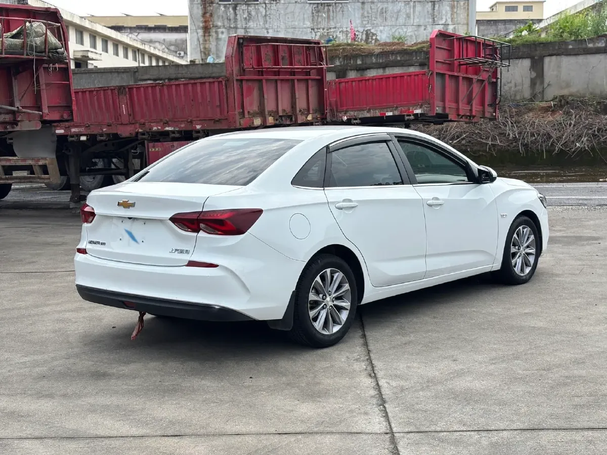 2022 Chevrolet Monza 1.5L 113HP L4 6AT,autocango,china used car exporter,china ev exporter,chinese used car exporter,chinese used ev exporter