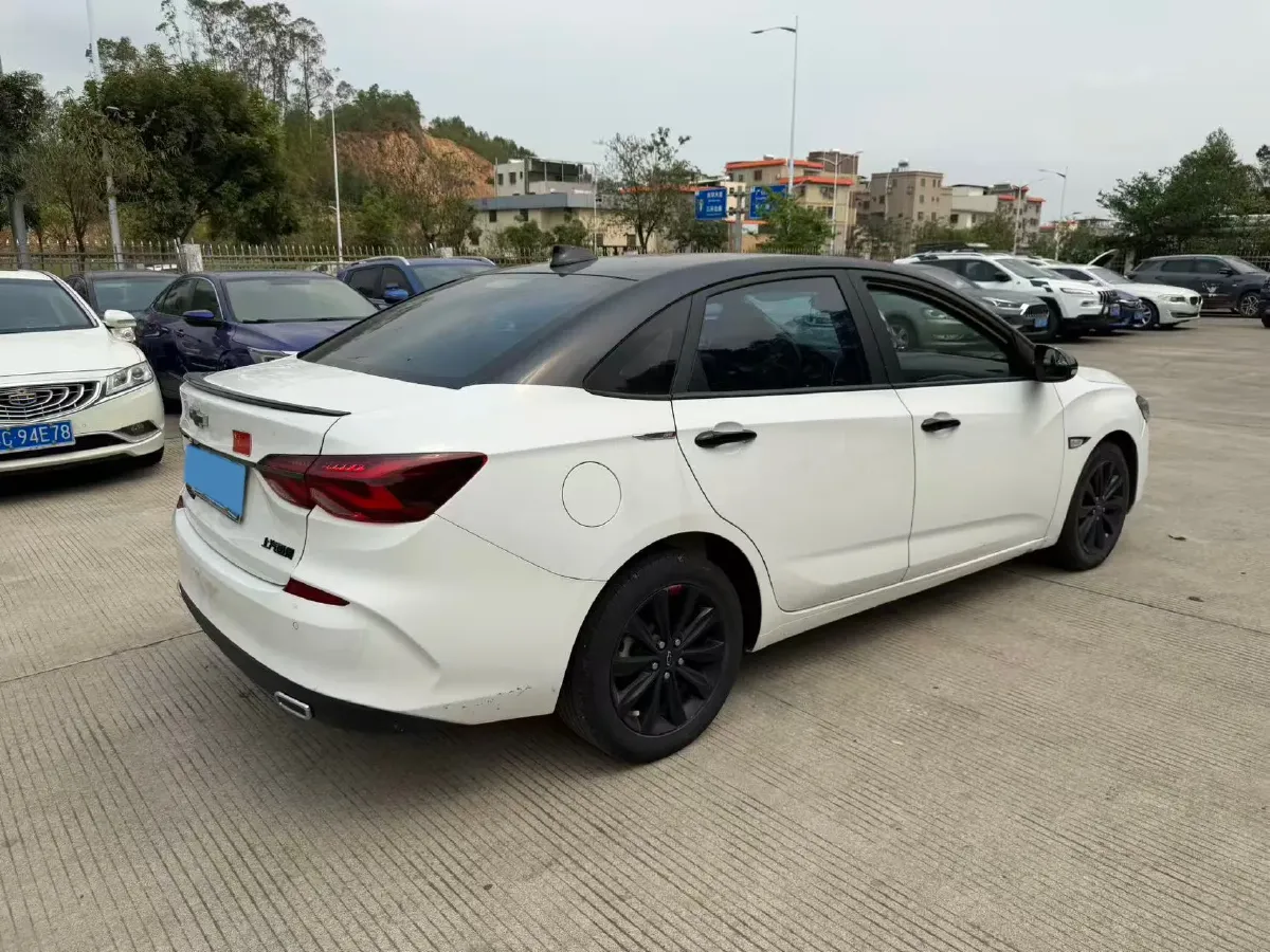 2019 Chevrolet Monza 1.0T 125HP L3 6DCT,autocango,china used car exporter,china ev exporter,chinese used car exporter,chinese used ev exporter