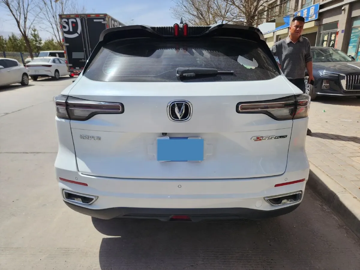 2022 ChangAn CS55 Plus 1.5T 180HP L4 7DCT,autocango,china used car exporter,china ev exporter,chinese used car exporter,chinese used ev exporter