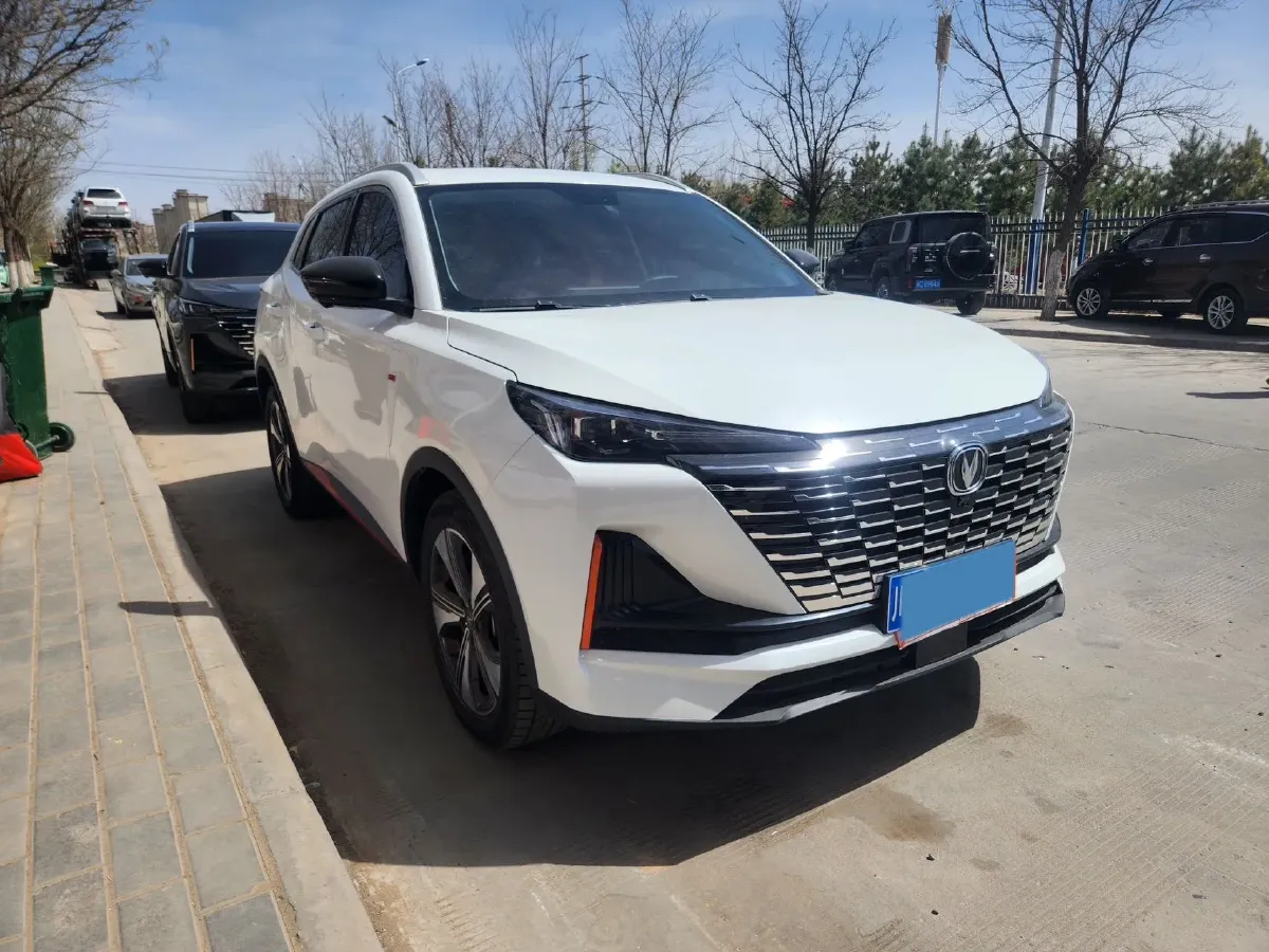 2022 ChangAn CS55 Plus 1.5T 180HP L4 7DCT,autocango,china used car exporter,china ev exporter,chinese used car exporter,chinese used ev exporter