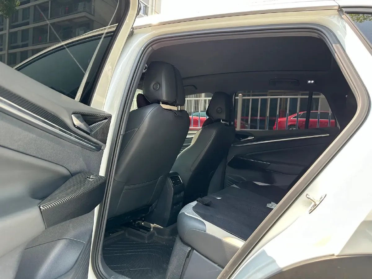 2024 Volkswagen ID.4 Crozz BEV 80.4KWH,autocango,china used car exporter,china ev exporter,chinese used car exporter,chinese used ev exporter