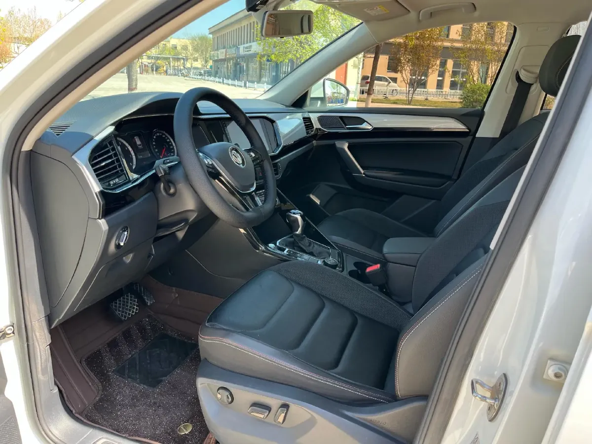 2019 Volkswagen Tayron 2.0T 186HP L4 7DCT,autocango,china used car exporter,china ev exporter,chinese used car exporter,chinese used ev exporter