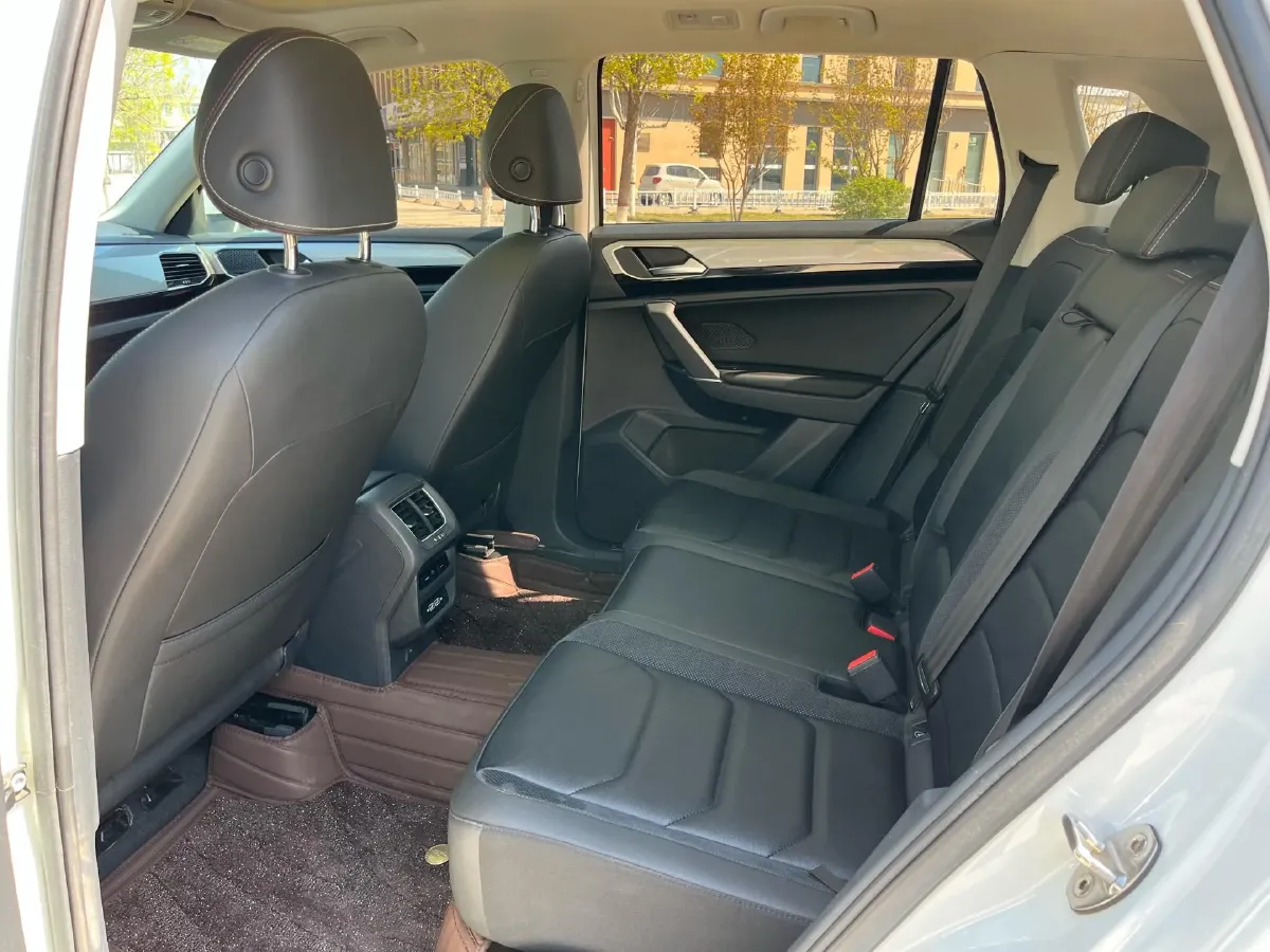 2019 Volkswagen Tayron 2.0T 186HP L4 7DCT,autocango,china used car exporter,china ev exporter,chinese used car exporter,chinese used ev exporter