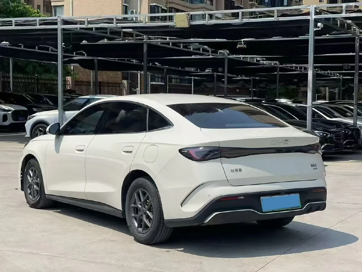 2024 BYD Seal06 1.5L 101HP L4 E-CVT PHEV 10.08KWH,autocango,china used car exporter,china ev exporter,chinese used car exporter,chinese used ev exporter