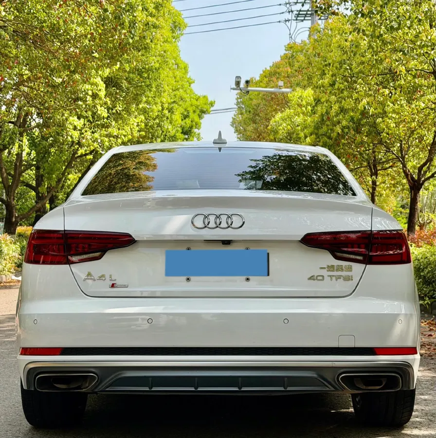 2019 Audi A4L 2.0T 190HP L4 7DCT,autocango,china used car exporter,china ev exporter,chinese used car exporter,chinese used ev exporter