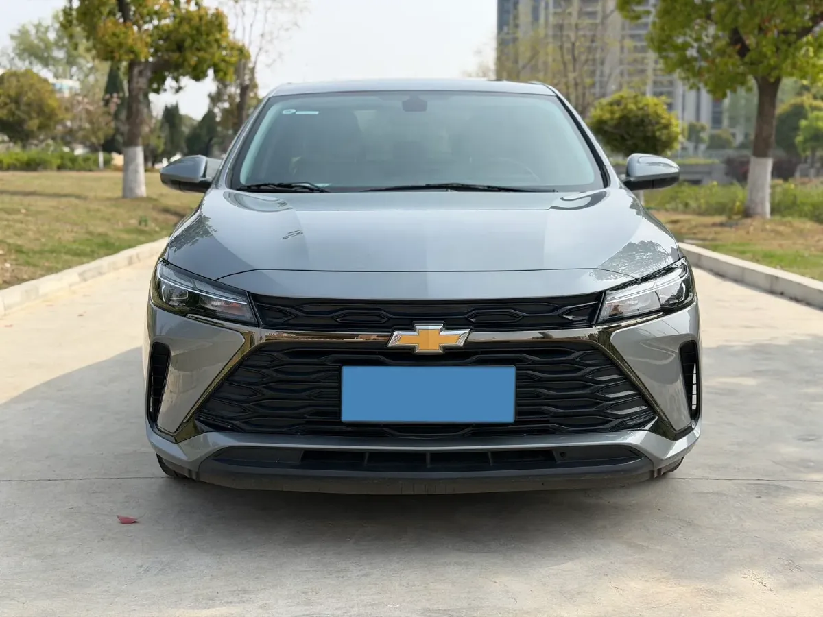 2023 Chevrolet Monza 1.5L 113HP L4 6DCT,autocango,china used car exporter,china ev exporter,chinese used car exporter,chinese used ev exporter