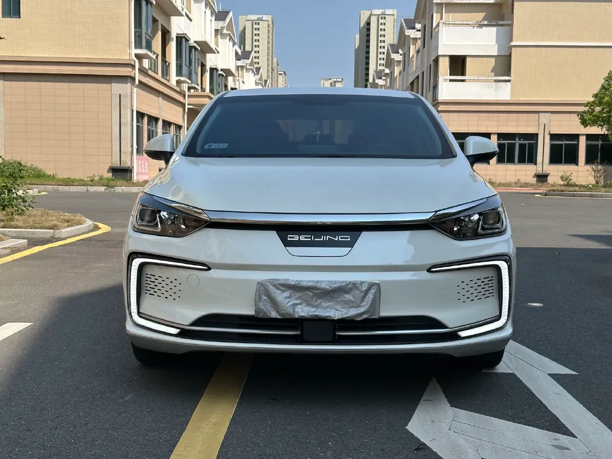 2022 Bestune B70 2.0T 224HP L4 6AT,autocango,china used car exporter,china ev exporter,chinese used car exporter,chinese used ev exporter