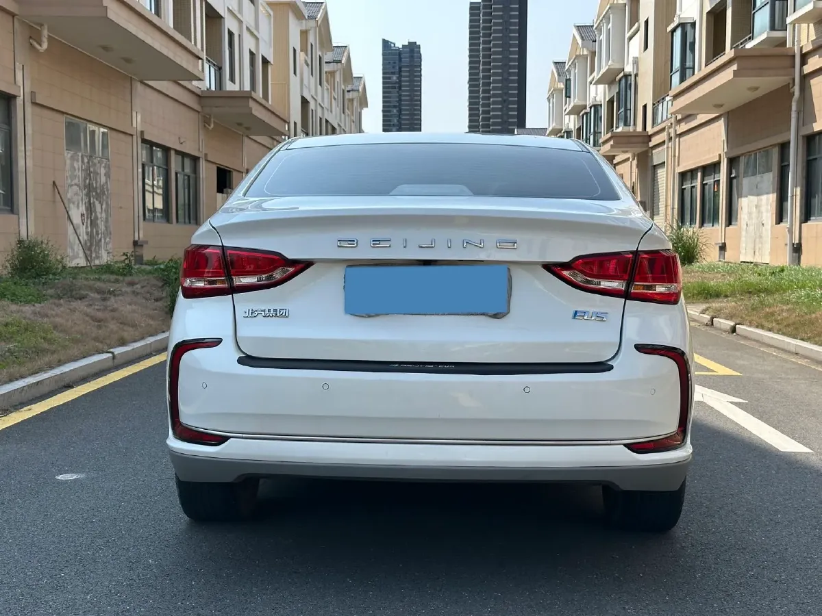 2022 Bestune B70 2.0T 224HP L4 6AT,autocango,china used car exporter,china ev exporter,chinese used car exporter,chinese used ev exporter