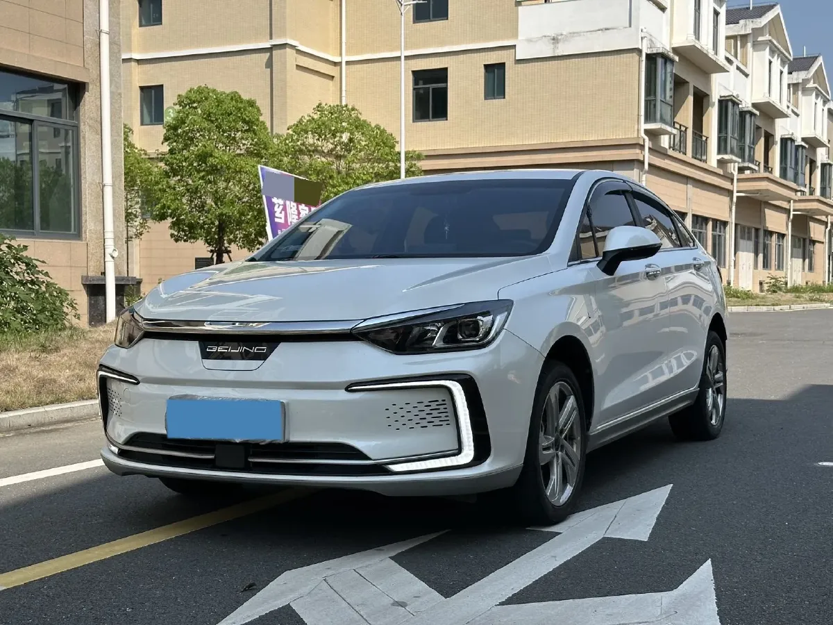 2022 Bestune B70 2.0T 224HP L4 6AT,autocango,china used car exporter,china ev exporter,chinese used car exporter,chinese used ev exporter