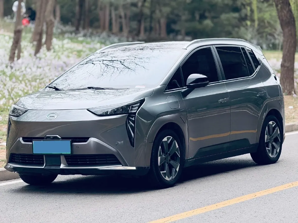 2022 Geely Okavango 1.8T 184HP L4 7DCT,autocango,china used car exporter,china ev exporter,chinese used car exporter,chinese used ev exporter